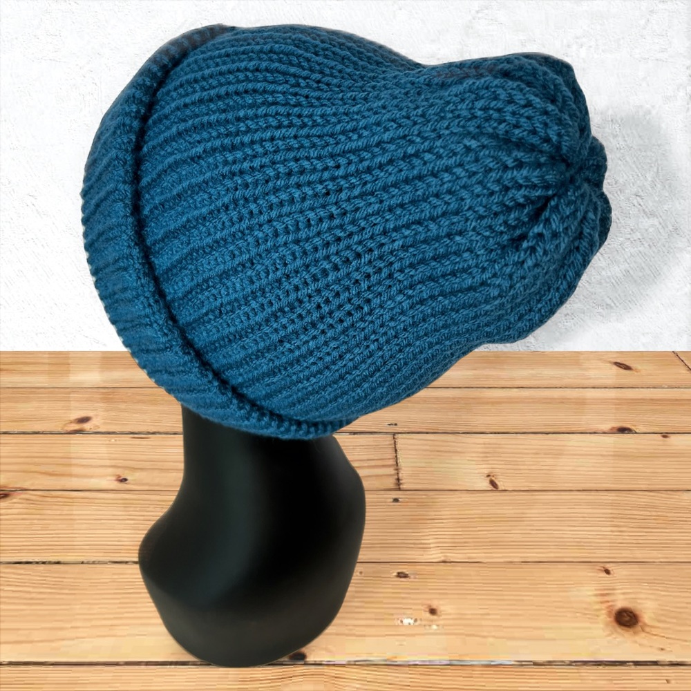 Handmade Knit Beanie Handcrafted Unisex Hat Ocean - Picture 7 of 10